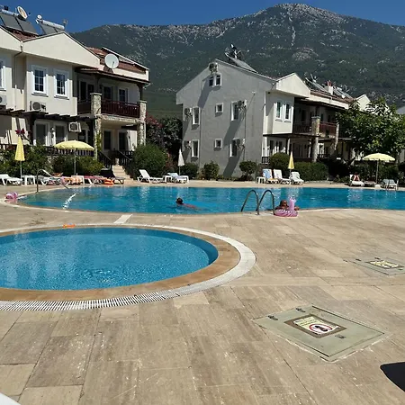 Daire Grena Delux Pool Side *