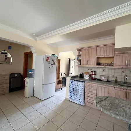 Apartament Grena Delux Pool Side