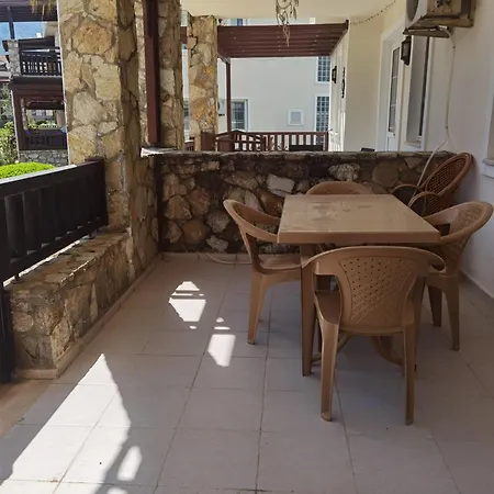 Lägenhet Grena Delux Pool Side Fethiye
