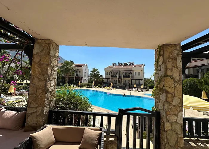 Grena Delux Pool Side Фетхие