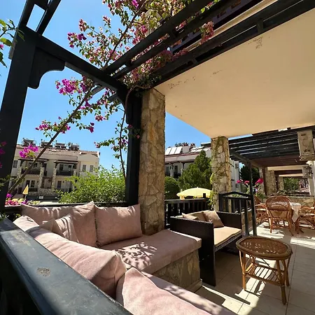 Апартаменты Grena Delux Pool Side *